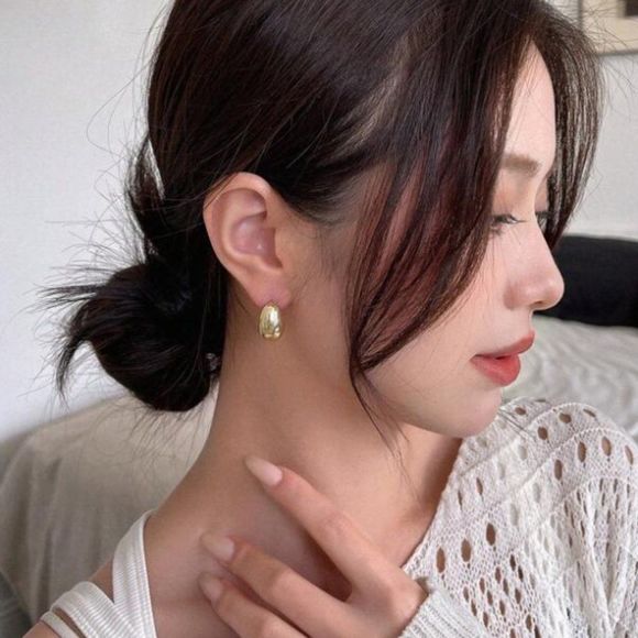 7/$35 Gold Color Small Drop Earrings. Dome Earrings - Picture 7 of 8